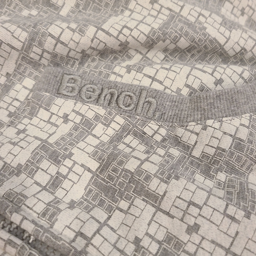 Bench Jacket - Picture 6 of 10